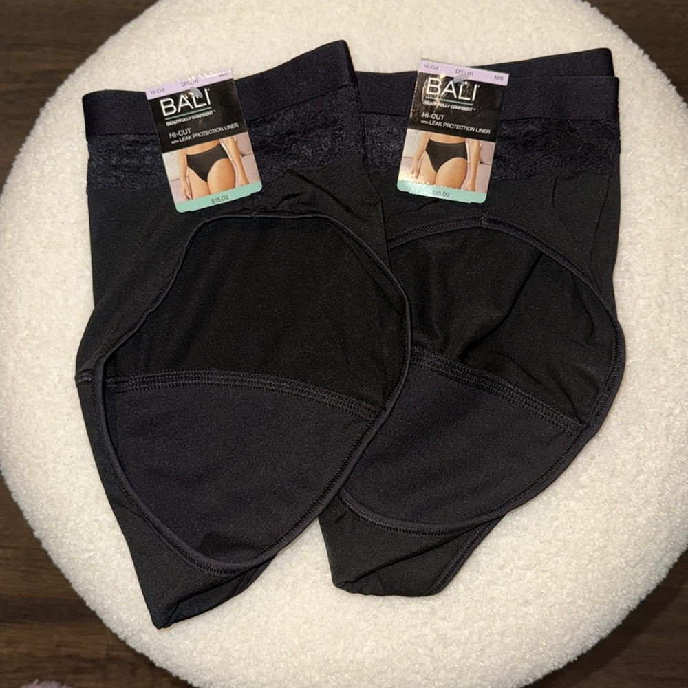 Bali Black Hi-Cut 2 Pairs Beautifully Confident Panties Hi-Cut New Medium Size 6